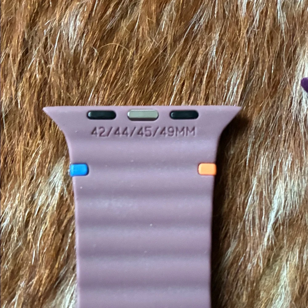 Replacement Purple Silicone Watch Bands for 38- 49 mm Apple Watch